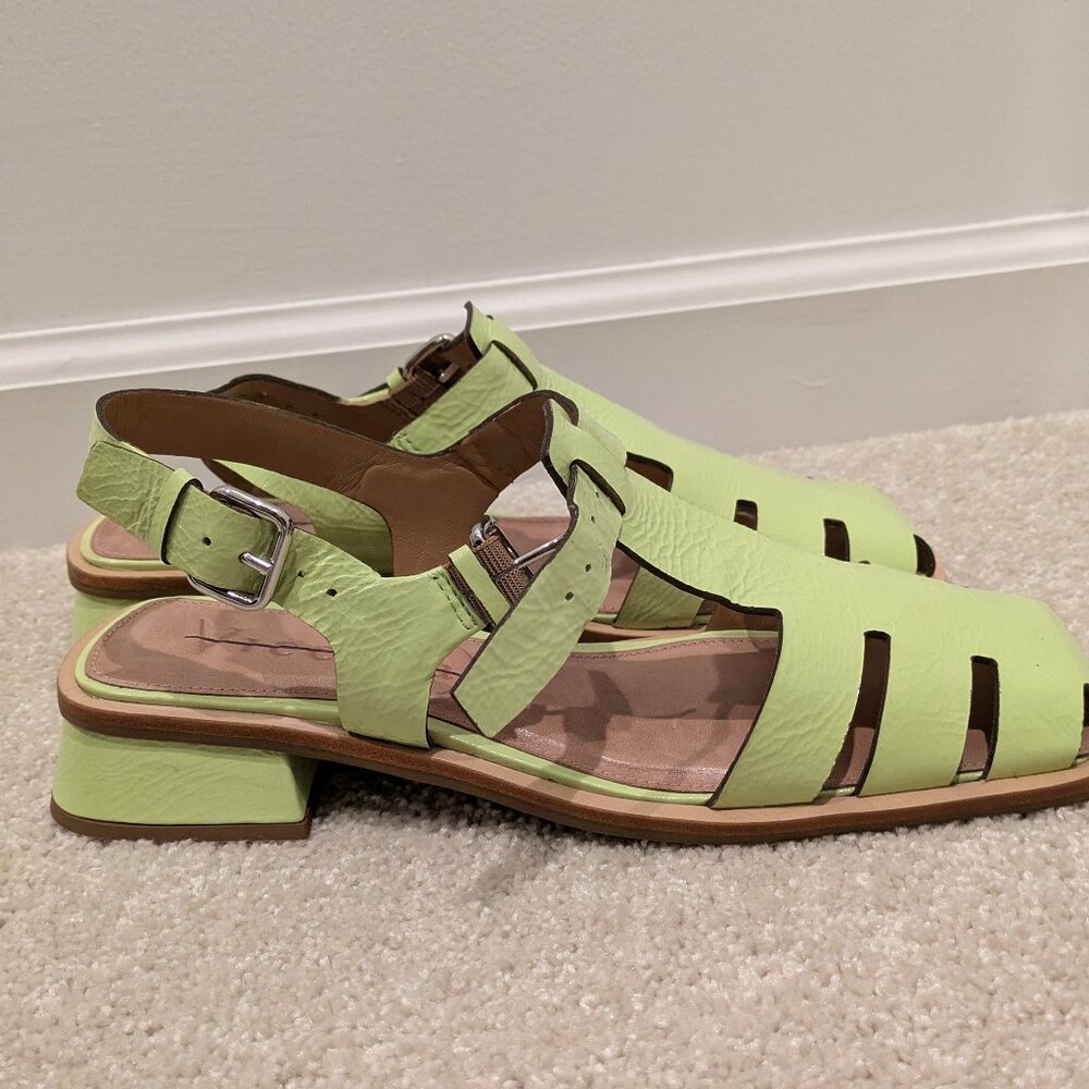 Vicenza green sandals